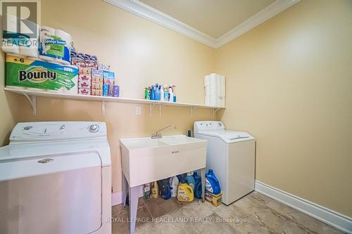 11 - 5595 Drummond Road, Niagara Falls, ON - Indoor Photo Showing Laundry Room