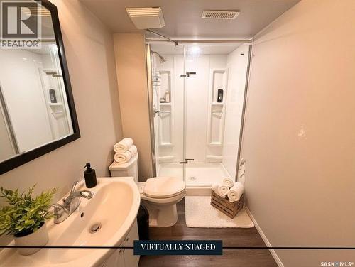 123 Burke Crescent, Swift Current, SK - Indoor Photo Showing Bathroom