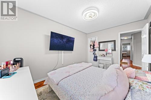5727 Keldrew Avenue, Mississauga, ON - Indoor Photo Showing Bedroom