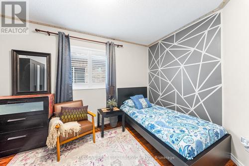 5727 Keldrew Avenue, Mississauga, ON - Indoor Photo Showing Bedroom