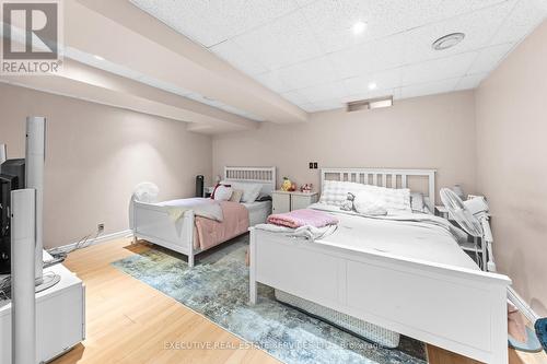 5727 Keldrew Avenue, Mississauga, ON - Indoor Photo Showing Bedroom