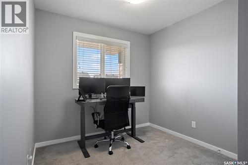 4733 Primrose Green Drive E, Regina, SK - Indoor Photo Showing Office