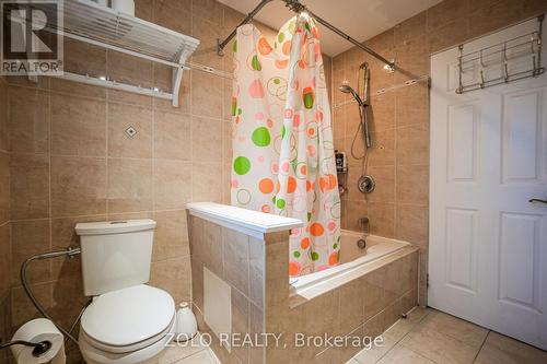 13 Foster Road, Mississauga, ON - Indoor Photo Showing Bathroom