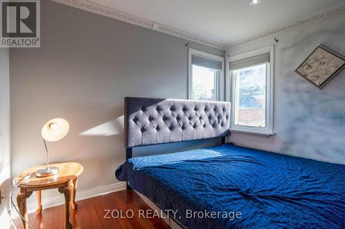 13 Foster Road, Mississauga, ON - Indoor Photo Showing Bedroom