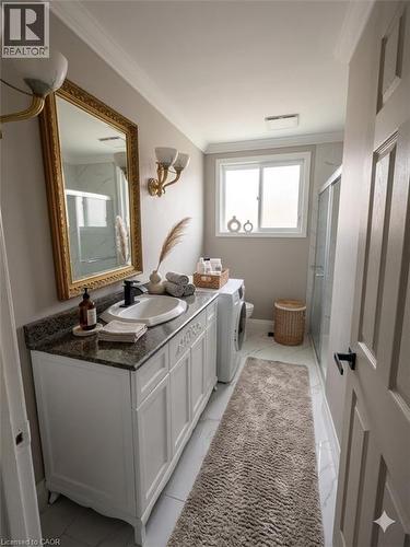 84 Elgar Avenue, Hamilton, ON 