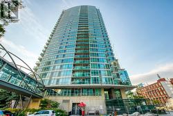 1907 - 397 FRONT STREET Toronto, ON M5V 3G1