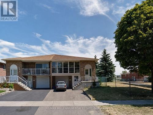 29 MAJOR OAKS DRIVE  Brampton, ON L6V 3K1