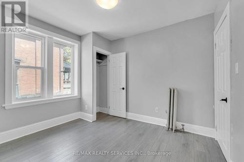8 - 5 Fairholt Road N, Hamilton, ON - Indoor Photo Showing Other Room