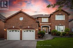 5465 SHORECREST CRESCENT  Mississauga, ON L5M 4Y6
