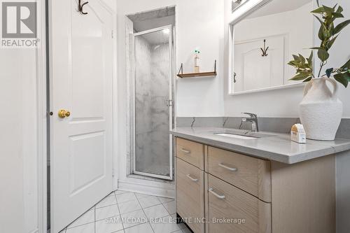 5465 Shorecrest Crescent, Mississauga, ON - Indoor Photo Showing Bathroom