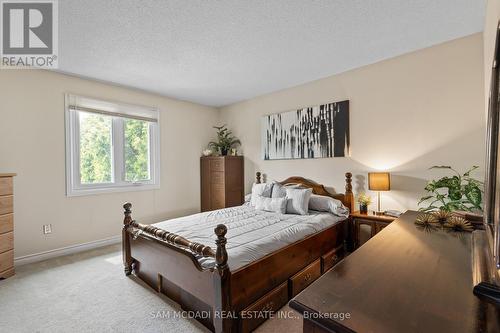 5465 Shorecrest Crescent, Mississauga, ON - Indoor Photo Showing Bedroom