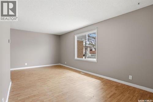 4176 Castle Road, Regina, SK - Indoor Photo Showing Other Room