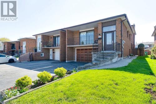 1571 Corkstone Glade, Mississauga, ON - Outdoor