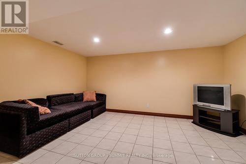 1571 Corkstone Glade, Mississauga, ON - Indoor