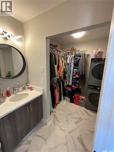117 Westfield Road, Saskatoon, SK - Indoor Photo Showing Bathroom