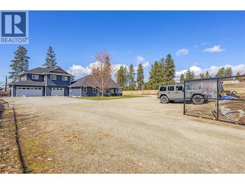 3350 Larkspur Court, Kelowna, BC - Outdoor