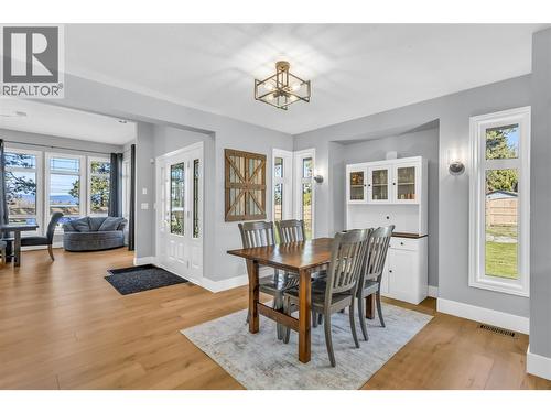 3350 Larkspur Court, Kelowna, BC - Outdoor With Exterior