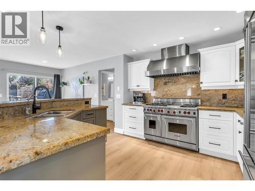 3350 Larkspur Court, Kelowna, BC - Indoor Photo Showing Other Room