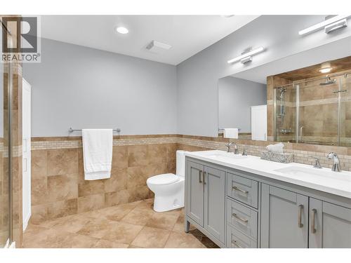3350 Larkspur Court, Kelowna, BC - Indoor Photo Showing Laundry Room