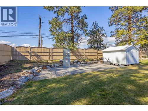 3350 Larkspur Court, Kelowna, BC - Indoor Photo Showing Office