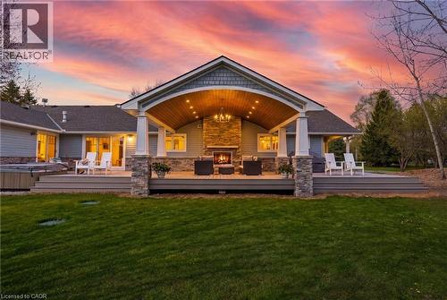 7196 Mcniven Road, Milton, ON - Outdoor With Deck Patio Veranda