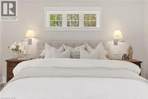 7196 Mcniven Road, Milton, ON - Indoor Photo Showing Bedroom