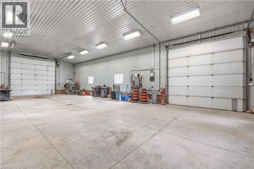 7196 Mcniven Road, Milton, ON - Indoor Photo Showing Garage