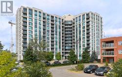 LPH2 - 185 ONEIDA CRESCENT Richmond Hill, ON L4B 0B1