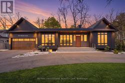 263 WESTDALE ROAD Oakville, ON L6L 4Z7