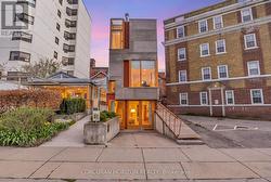 7 COBURG STREET Stratford, ON N5A 3E4