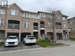 17 THORNHARROLD STREET Ajax, ON L1S 0B5