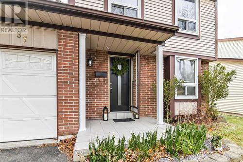 37 Banner Crescent, Ajax, ON - Outdoor With Exterior