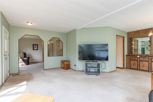 2170 Summergate Blvd, Sidney, BC 