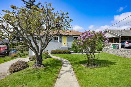 3746 Seaton St, Saanich, BC 