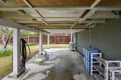 3746 Seaton St, Saanich, BC 