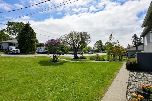 3746 Seaton St, Saanich, BC 