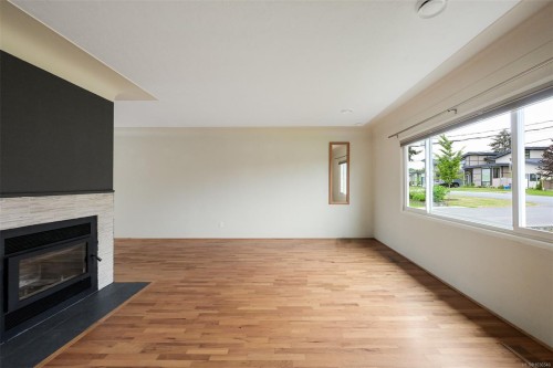 3746 Seaton St, Saanich, BC 