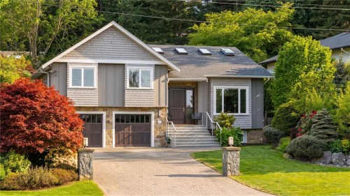 1896 Leyns Rd, Saanich, BC 