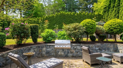 1896 Leyns Rd, Saanich, BC 