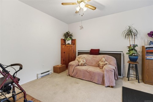 311-200 Back Rd, Courtenay, BC - Indoor
