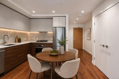 #108-369 Tyee Rd, Victoria, BC - Indoor