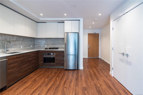 #108-369 Tyee Rd, Victoria, BC - Indoor Photo Showing Kitchen