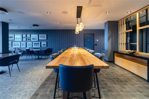 #108-369 Tyee Rd, Victoria, BC - Indoor