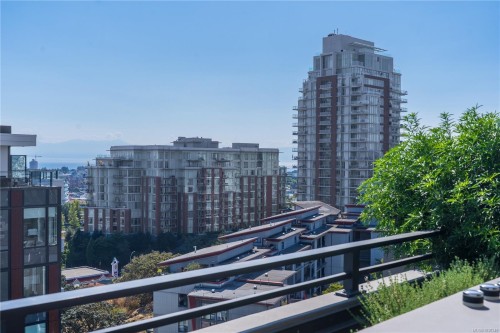 #108-369 Tyee Rd, Victoria, BC - Outdoor