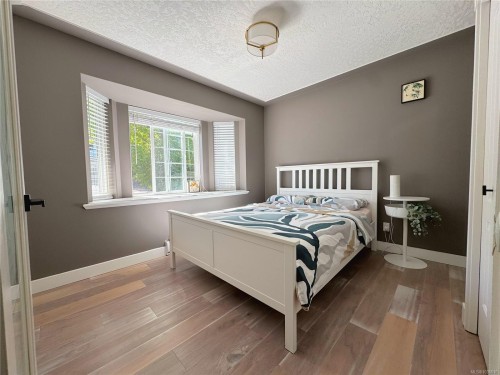 2596 Crystalview Dr, Langford, BC 