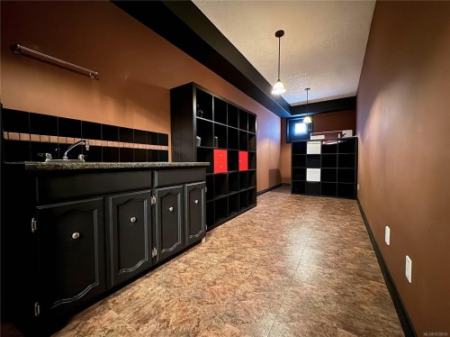 2596 Crystalview Dr, Langford, BC 