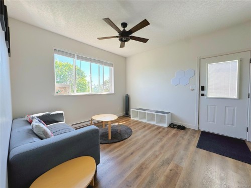 2596 Crystalview Dr, Langford, BC 