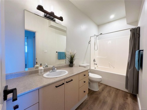 2596 Crystalview Dr, Langford, BC 
