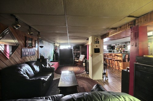 Salle familiale - 181 Ch. Trémoy, Rouyn-Noranda, QC - Indoor
