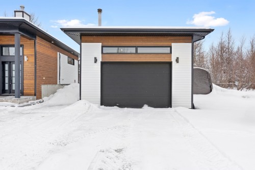 Garage - 138 Rue De Calais, Shannon, QC - Outdoor